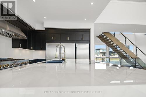 101 Sladden Court, Blue Mountains (Thornbury), ON - Indoor Photo Showing Kitchen With Upgraded Kitchen