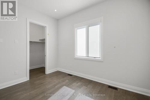 101 Sladden Court, Blue Mountains (Thornbury), ON - Indoor Photo Showing Other Room