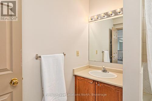 204 - 169 Jozo Weider Boulevard, Blue Mountains (Blue Mountain Resort Area), ON - Indoor Photo Showing Bathroom