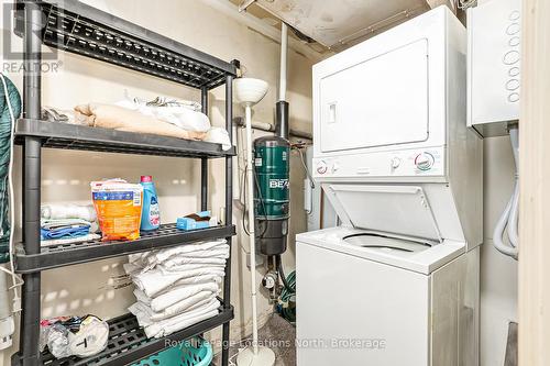 204 - 169 Jozo Weider Boulevard, Blue Mountains (Blue Mountain Resort Area), ON - Indoor Photo Showing Laundry Room