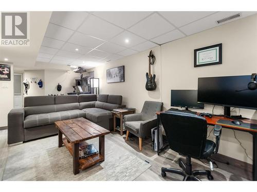 903 Newton Drive, Penticton, BC - Indoor Photo Showing Office