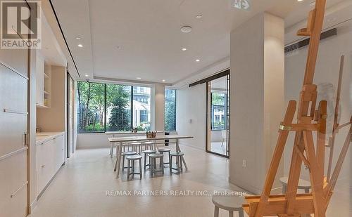 1209 - 138 Downes Street, Toronto, ON - Indoor Photo Showing Dining Room