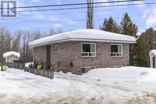 75-77 Elliott Rd, Sault Ste. Marie, ON - Outdoor