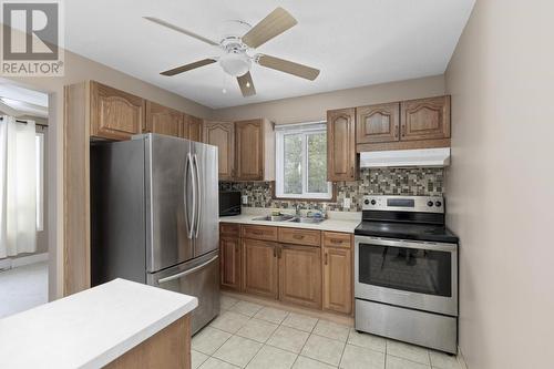 75-77 Elliott Rd, Sault Ste. Marie, ON - Indoor Photo Showing Kitchen With Double Sink