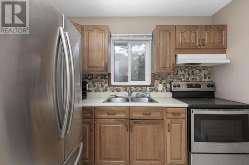 75-77 Elliott Rd, Sault Ste. Marie, ON - Indoor Photo Showing Kitchen With Double Sink