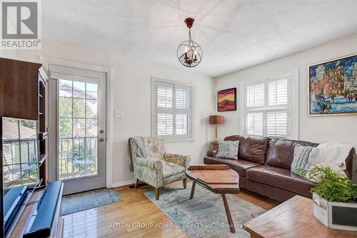 69 Wiley Avenue, Toronto, ON - Indoor Photo Showing Living Room