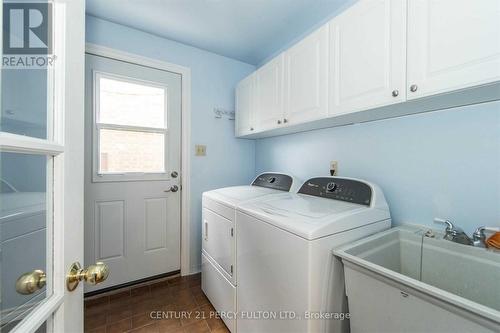 Main - 4 Quaker Ridge Road, Vaughan, ON - Indoor Photo Showing Laundry Room