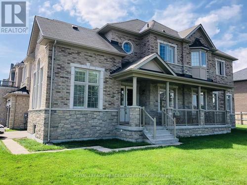 36 Baleberry Crescent, East Gwillimbury, ON - Outdoor With Facade