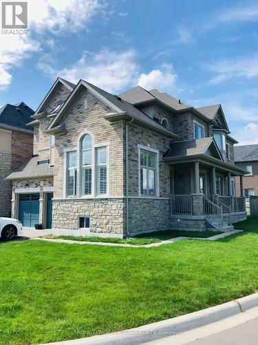 36 Baleberry Crescent, East Gwillimbury, ON - Outdoor With Deck Patio Veranda With Facade