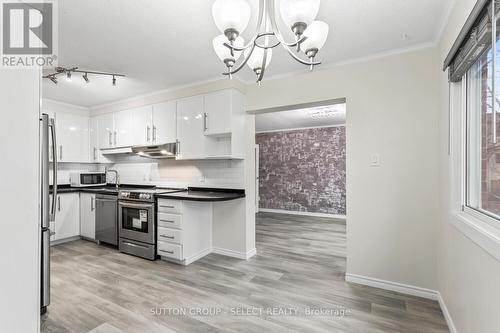 54 - 754 Wilkins Street, London, ON - Indoor Photo Showing Kitchen