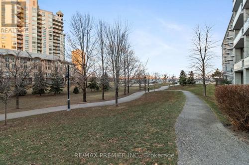 229 - 58 Marine Parade Drive, Toronto, ON - Outdoor