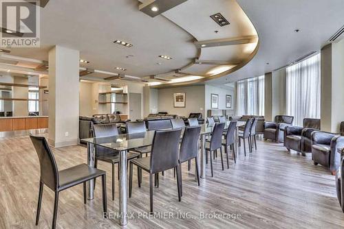 229 - 58 Marine Parade Drive, Toronto, ON - Indoor Photo Showing Dining Room