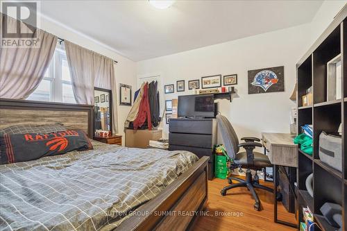 Upper - 9 Grenadier Drive, Hamilton, ON - Indoor Photo Showing Bedroom