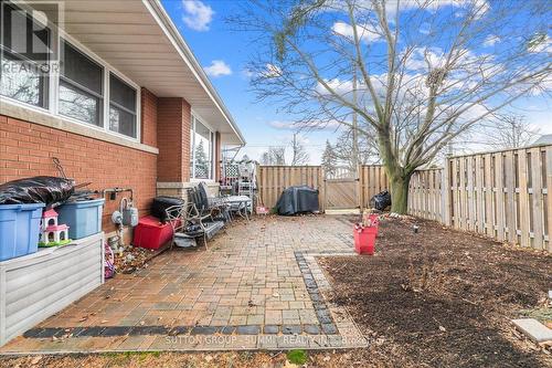 Upper - 9 Grenadier Drive, Hamilton, ON - Outdoor With Exterior