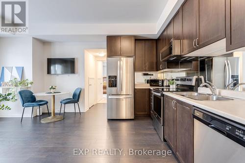 36 - 250 Sunny Meadow Boulevard, Brampton (Sandringham-Wellington), ON - Indoor Photo Showing Kitchen With Stainless Steel Kitchen With Double Sink