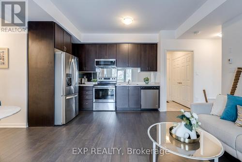 36 - 250 Sunny Meadow Boulevard, Brampton (Sandringham-Wellington), ON - Indoor Photo Showing Kitchen With Stainless Steel Kitchen