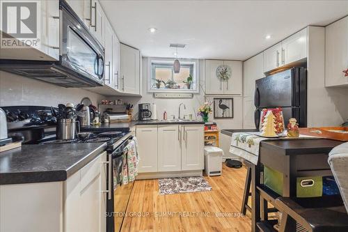 Lower - 9 Grenadier Drive, Hamilton, ON - Indoor Photo Showing Kitchen