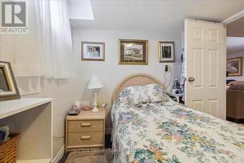 Lower - 9 Grenadier Drive, Hamilton, ON - Indoor Photo Showing Bedroom