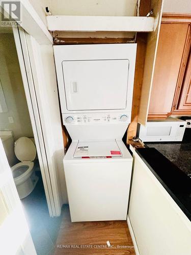 795 Barton Street, Hamilton, ON - Indoor Photo Showing Laundry Room