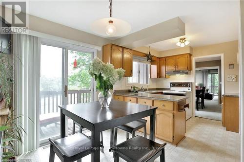 225/269 Campbell Avenue E, Milton (Campbellville), ON - Indoor