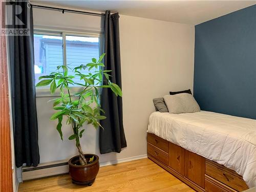 3373 Errington, Chelmsford, ON - Indoor Photo Showing Bedroom