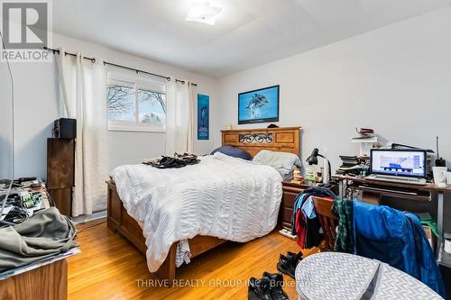 1215 Michael Street, London, ON - Indoor Photo Showing Bedroom