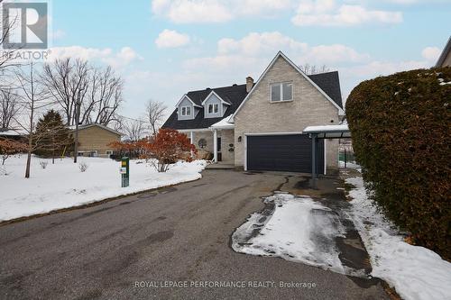 6099 James Bell Drive, Ottawa, ON - Outdoor