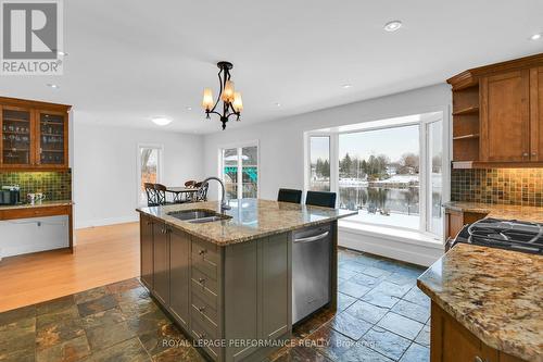 6099 James Bell Drive, Ottawa, ON - Indoor Photo Showing Kitchen With Double Sink