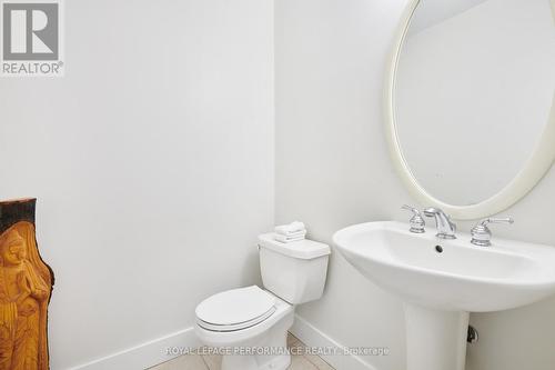 6099 James Bell Drive, Ottawa, ON - Indoor Photo Showing Bathroom