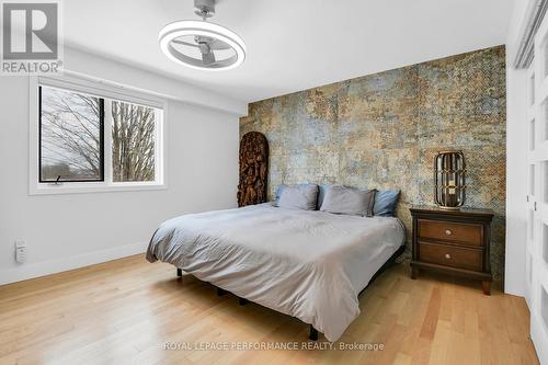 6099 James Bell Drive, Ottawa, ON - Indoor Photo Showing Bedroom