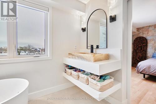 6099 James Bell Drive, Ottawa, ON - Indoor Photo Showing Bathroom