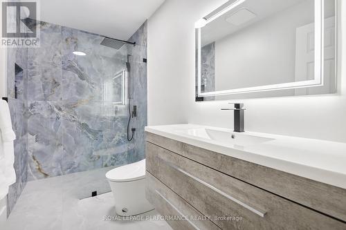 6099 James Bell Drive, Ottawa, ON - Indoor Photo Showing Bathroom