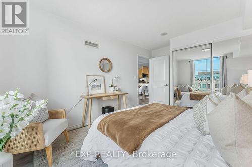 7I - 8 Rosebank Drive, Toronto, ON - Indoor Photo Showing Bedroom