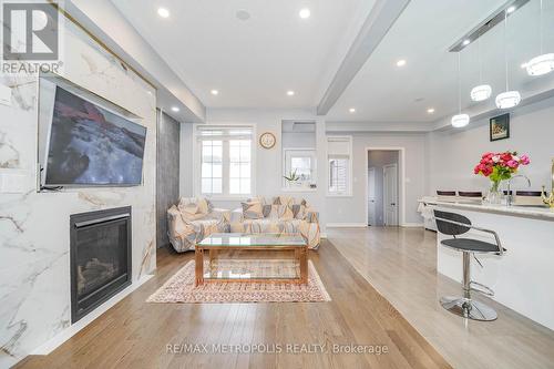 203 Beechborough Crescent, East Gwillimbury, ON - Indoor Photo Showing Living Room With Fireplace