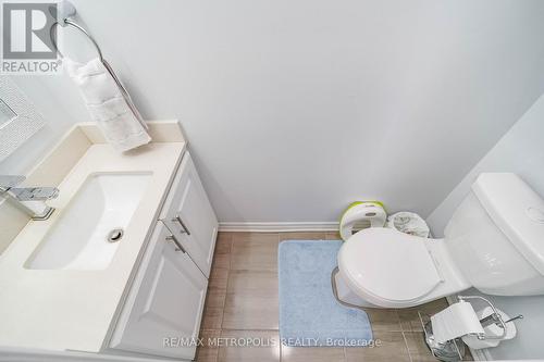 203 Beechborough Crescent, East Gwillimbury, ON - Indoor Photo Showing Bathroom