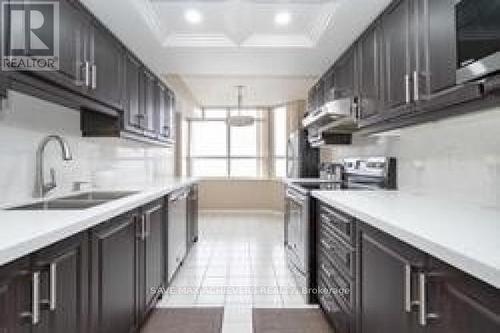 806 - 10 Malta Avenue, Brampton, ON - Indoor Photo Showing Kitchen With Upgraded Kitchen