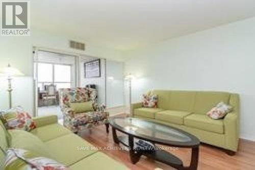 806 - 10 Malta Avenue, Brampton, ON - Indoor Photo Showing Living Room