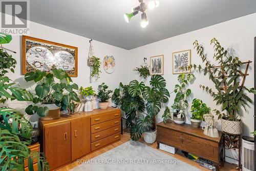 65 Parkview Road, St. Catharines (445 - Facer), ON - Indoor Photo Showing Other Room