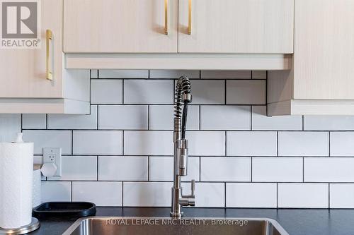 65 Parkview Road, St. Catharines (445 - Facer), ON - Indoor Photo Showing Kitchen