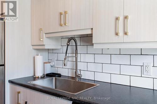 65 Parkview Road, St. Catharines (445 - Facer), ON - Indoor Photo Showing Kitchen