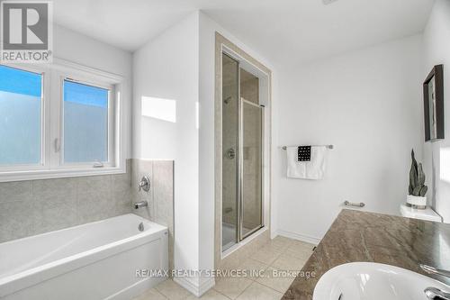 9 Copeman Avenue, Brantford, ON - Indoor Photo Showing Bathroom