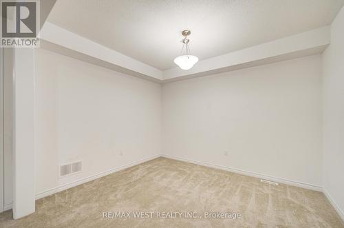 319 Ridley Crescent, Southgate, ON - Indoor Photo Showing Other Room