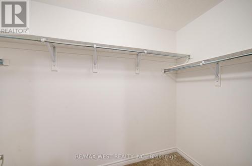 319 Ridley Crescent, Southgate, ON - Indoor With Storage