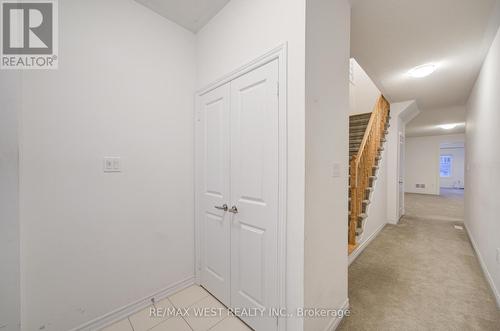 319 Ridley Crescent, Southgate, ON - Indoor Photo Showing Other Room