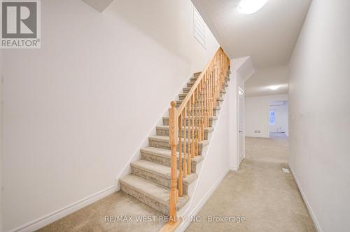 319 Ridley Crescent, Southgate, ON - Indoor Photo Showing Other Room