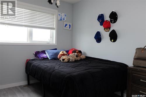 803 Willowgrove Crescent, Saskatoon, SK - Indoor Photo Showing Bedroom