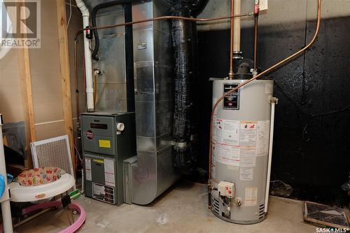 803 Willowgrove Crescent, Saskatoon, SK - Indoor Photo Showing Basement