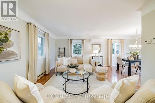 1820 Stanton Road, Cobourg, ON - Indoor Photo Showing Living Room