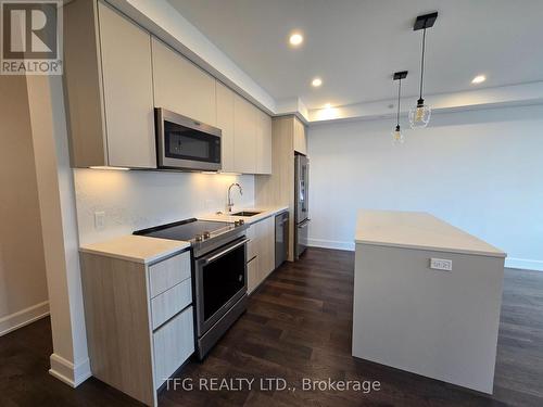 406 - 195 Hunter Street E, Peterborough (Ashburnham), ON - Indoor Photo Showing Kitchen With Upgraded Kitchen