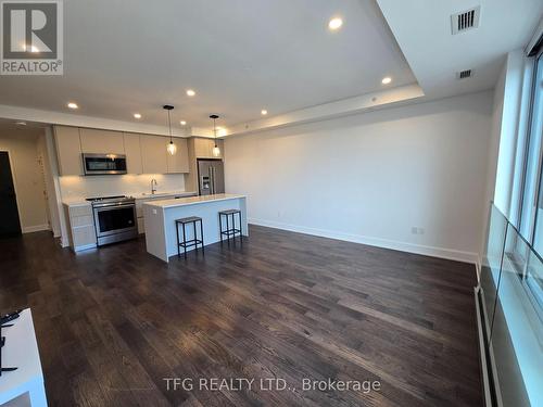 406 - 195 Hunter Street E, Peterborough (Ashburnham), ON - Indoor Photo Showing Kitchen